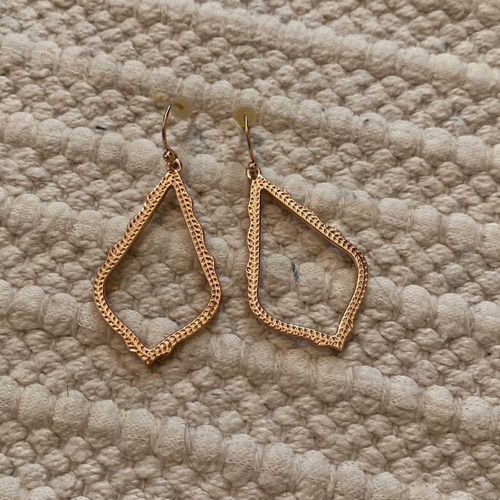 Sophie Drop Earrings